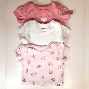 #0057 Set of Onesies(3 pcs) for 18M girls Colors & Brands assorted